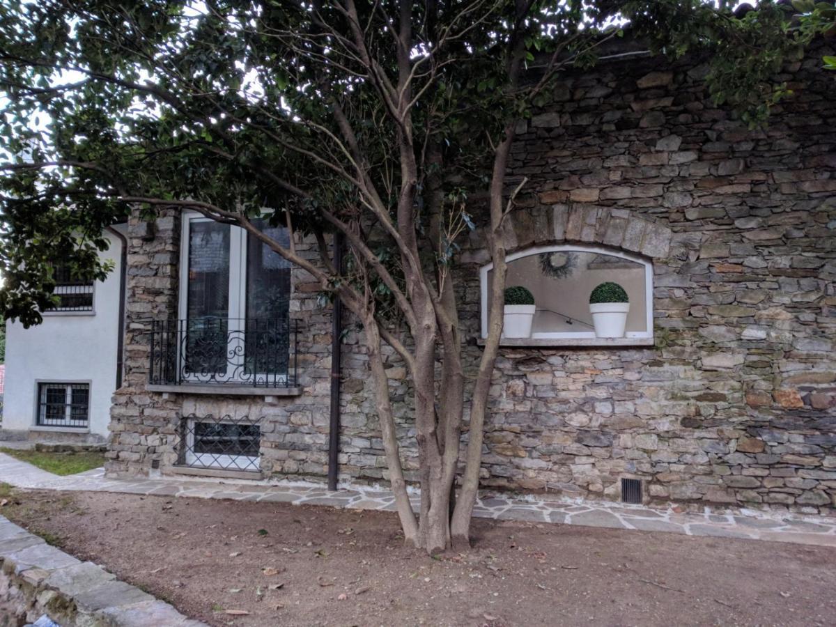 "La Selvetta" Bed And Breakfast Buguggiate Exterior photo